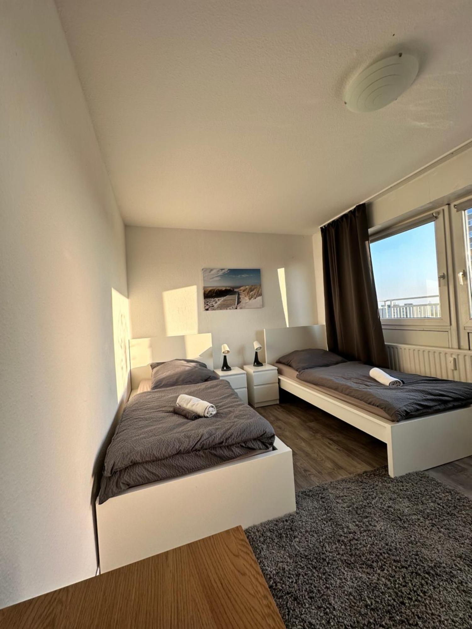 Maisonette Penthouse Laatzen - 5 Min To Messe Apartment Hannover